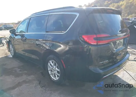 2022 Chrysler Pacifica Touring L z USA, uszkodzony, nr VIN 2C4RC1BG8NR128241